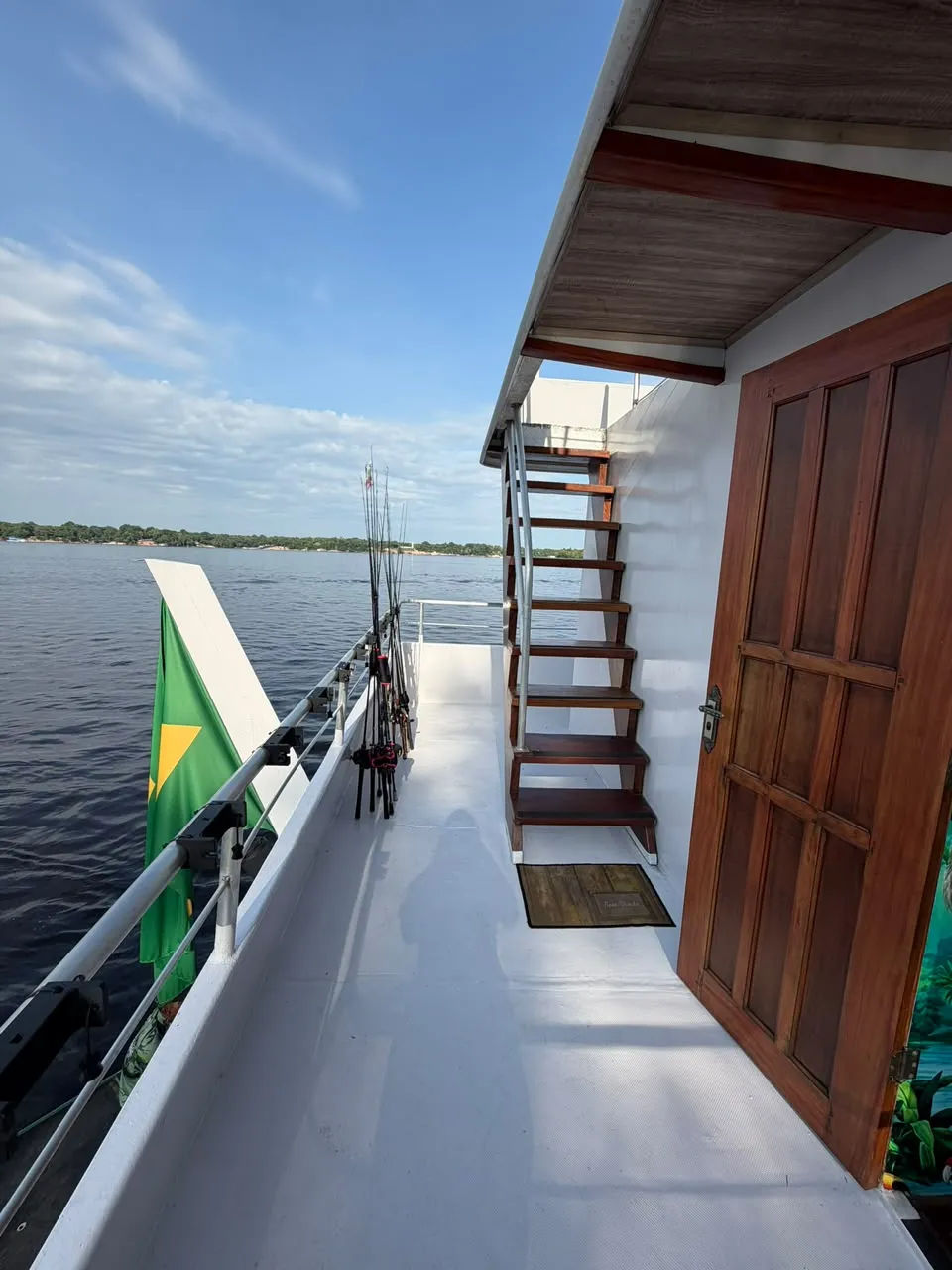 Barco hotel de pesca da Amazon Bait no Rio Negro